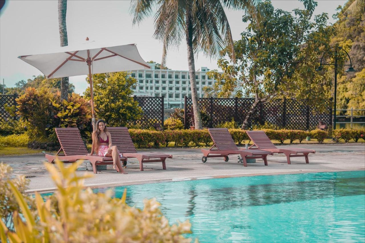 Palau Royal Resort Koror Buitenkant foto