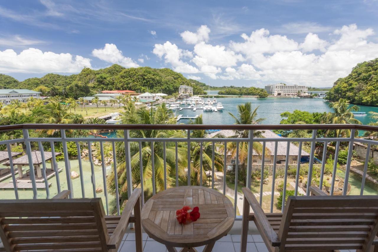 Palau Royal Resort Koror Buitenkant foto